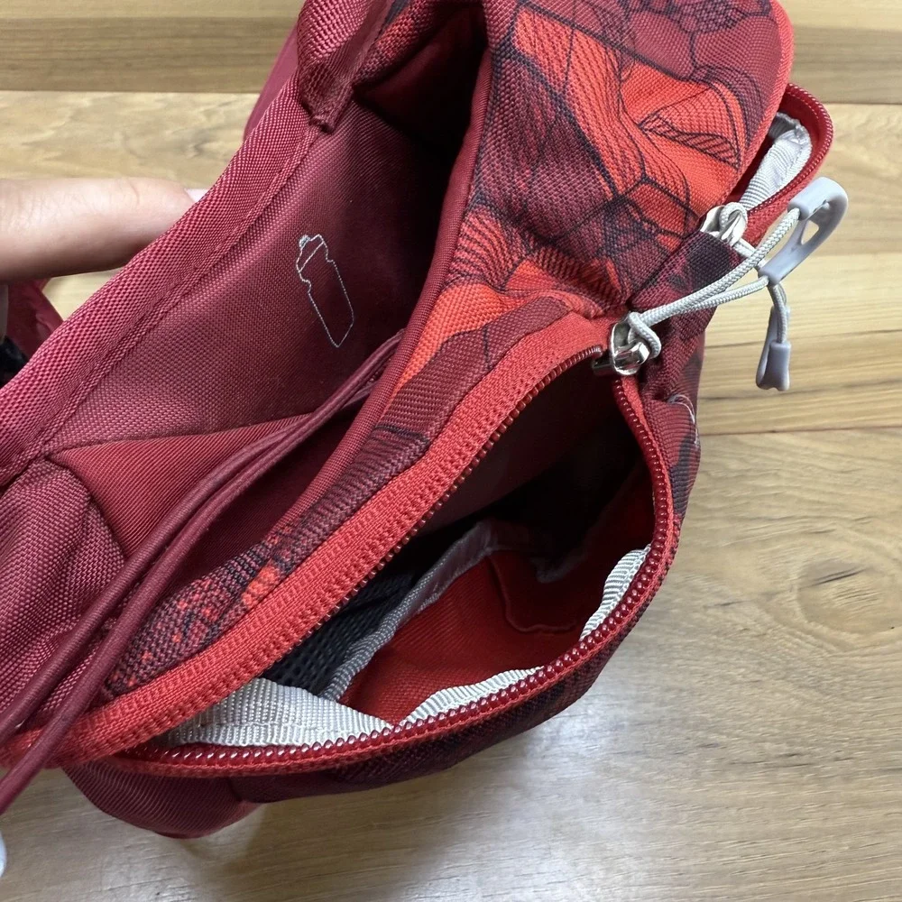 OSPREY Savu 2 Red Lumbar Pack Waist Hip Fanny Bag Hiking Outdoor Bag